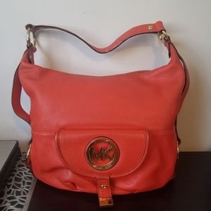 MICHAEL KORS Red Pebbled Hobo Shoulder  Bag Front Pocket Logo.